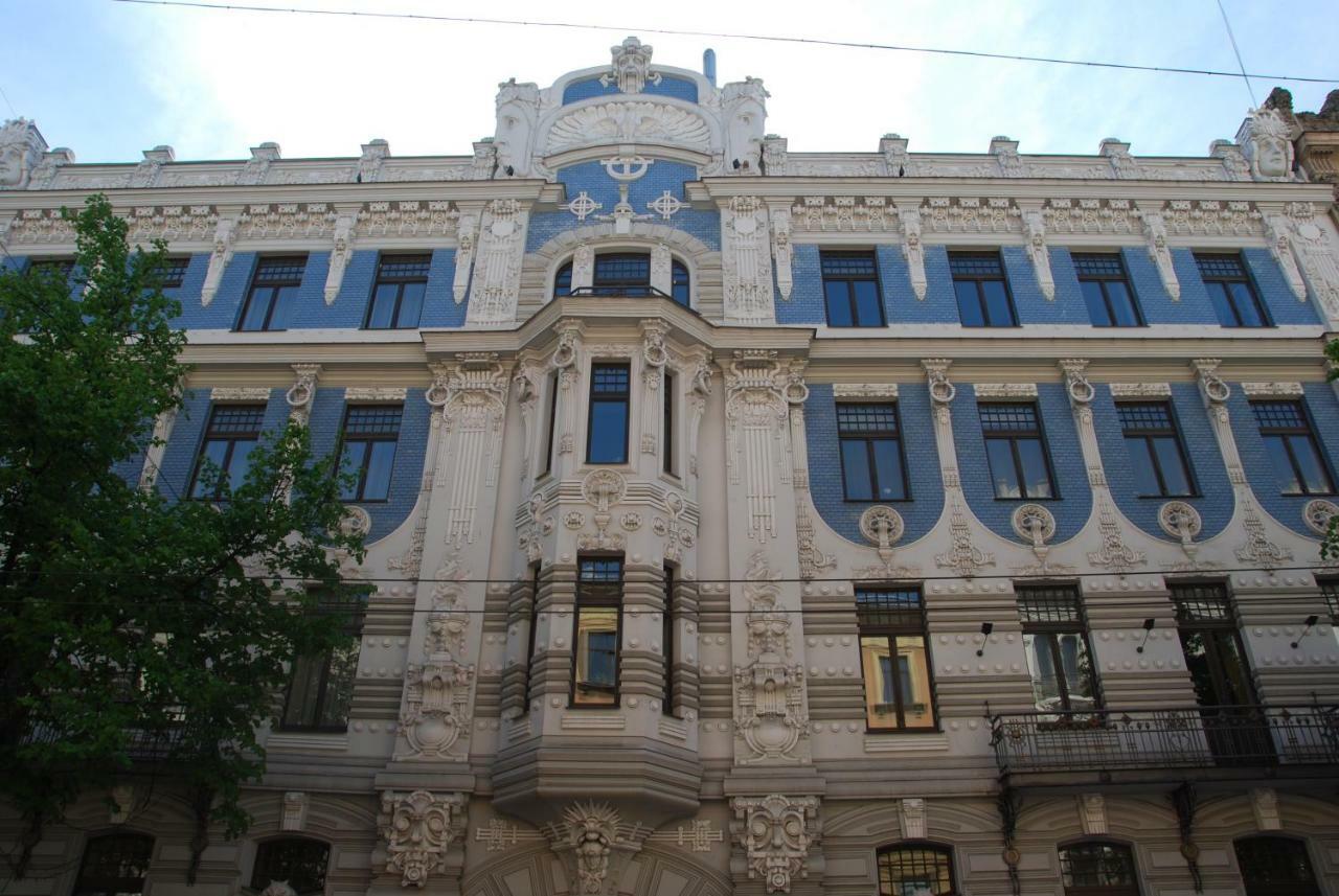 Apartments In Art Nouveau District Riga Bagian luar foto